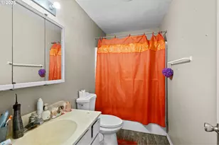 1675 NW 11th St, Hermiston, OR 97838 - Photo 4