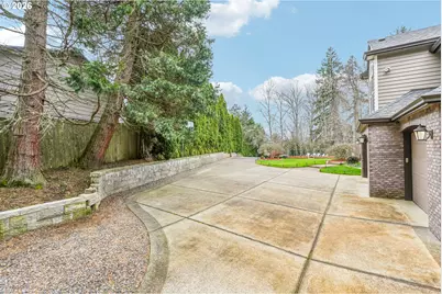 1488 SW 17th Ct, Gresham, OR 97080 - Photo 4