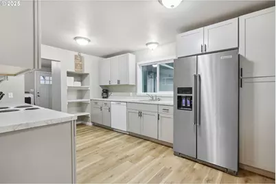 23595 E Lolo Pass Rd, Rhododendron, OR 97049 - Photo 14