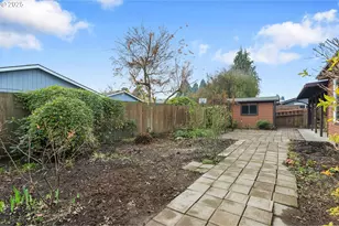 325 SW 12th Ave, Canby, OR 97013 - Photo 34