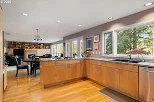 701 Terrace Dr, Lake Oswego, OR 97034 - Photo 10