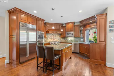 3918 Northhampton Ct, West Linn, OR 97068 - Photo 10