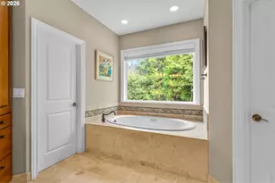 3918 Northhampton Ct, West Linn, OR 97068 - Photo 26