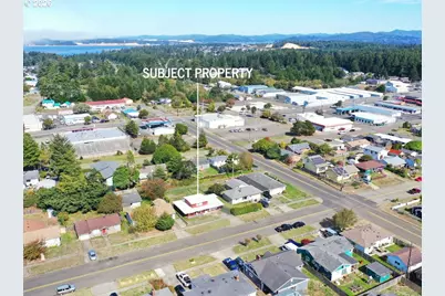 964 Michigan Ave, Coos Bay, OR 97420 - Photo 2