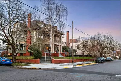 1805 SE Madison St #304, Portland, OR 97214 - Photo 32