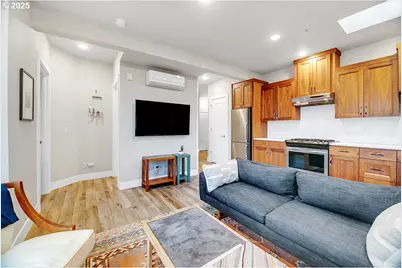 1805 SE Madison St #304, Portland, OR 97214 - Photo 10