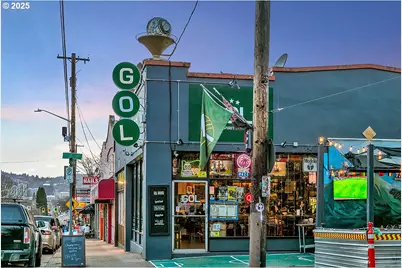 1805 SE Madison St #304, Portland, OR 97214 - Photo 34