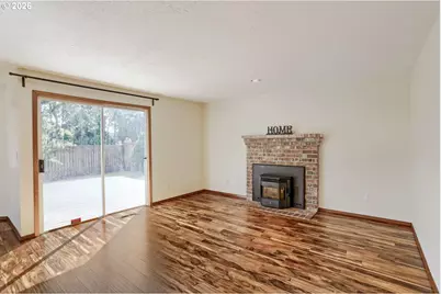 1010 NE 1st Pl, Hillsboro, OR 97124 - Photo 12