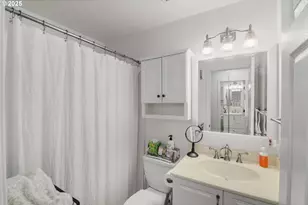 2730 SE 138th Ave, Portland, OR 97236 - Photo 14