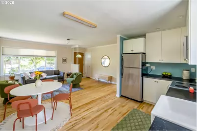 10625 NE Tillamook St, Portland, OR 97220 - Photo 8
