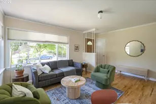 10625 NE Tillamook St, Portland, OR 97220 - Photo 4