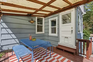 3918 SW Cullen Blvd, Portland, OR 97221 - Photo 26
