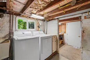3918 SW Cullen Blvd, Portland, OR 97221 - Photo 38