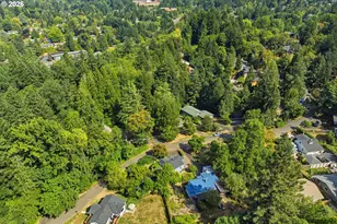3918 SW Cullen Blvd, Portland, OR 97221 - Photo 42