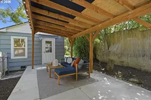 3918 SW Cullen Blvd, Portland, OR 97221 - Photo 34