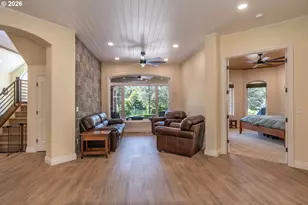 355 Boatwatch Ln, Roseburg, OR 97470 - Photo 12