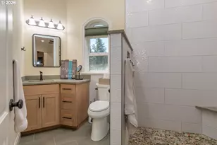 355 Boatwatch Ln, Roseburg, OR 97470 - Photo 20