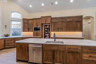 355 Boatwatch Ln, Roseburg, OR 97470 - Photo 8