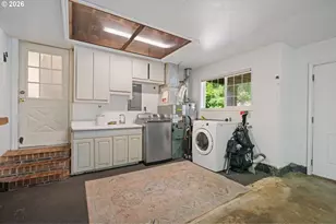 9511 SE Tenino Ct, Portland, OR 97266 - Photo 28