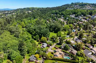 9511 SE Tenino Ct, Portland, OR 97266 - Photo 46