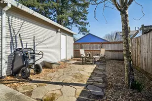 6718 SE 86th Ave, Portland, OR 97266 - Photo 28