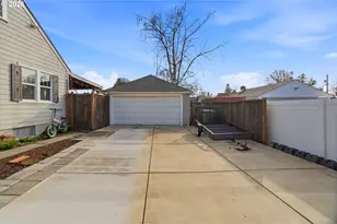 1160 Columbia St NE, Salem, OR 97301 - Photo 4