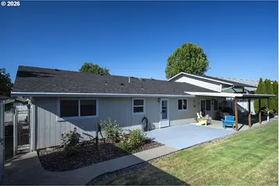 3317 W Normandy Ave, Roseburg, OR 97471 - Photo 30