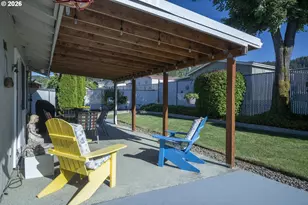 3317 W Normandy Ave, Roseburg, OR 97471 - Photo 28