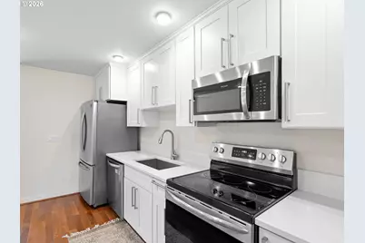 5812 N Syracuse St, Portland, OR 97203 - Photo 12