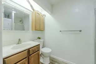 650 Harlow Rd, Springfield, OR 97477 - Photo 26