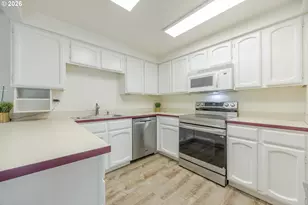 650 Harlow Rd, Springfield, OR 97477 - Photo 18