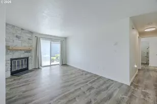650 Harlow Rd, Springfield, OR 97477 - Photo 6