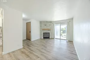 650 Harlow Rd, Springfield, OR 97477 - Photo 8