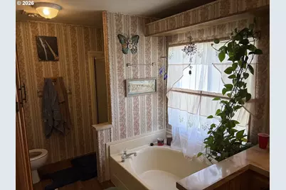 72789 Shoestring Rd, Cottage Grove, OR 97424 - Photo 20
