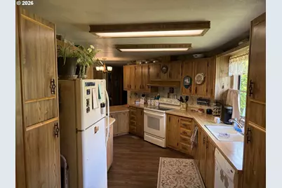 72789 Shoestring Rd, Cottage Grove, OR 97424 - Photo 14