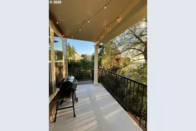 11367 SW Capitol Hwy, Portland, OR 97219 - Photo 14
