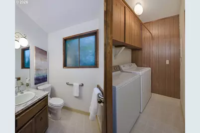 5825 SW Spruce Ave, Beaverton, OR 97005 - Photo 12