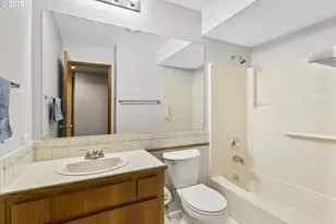 2516 SE Baypoint Dr, Vancouver, WA 98683 - Photo 18