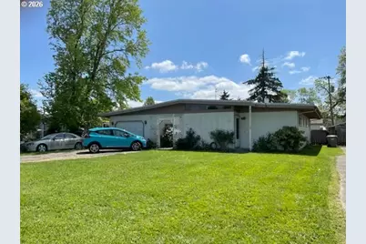 1036 SE 23rd Ave, Albany, OR 97322 - Photo 1