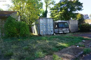 1530 E 16th Pl, Vancouver, WA 98661 - Photo 4