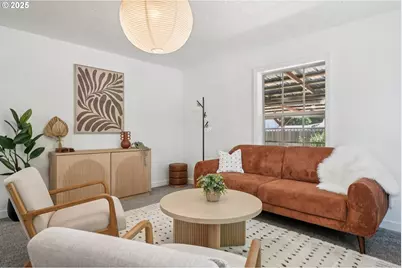 226 NE 157th Ave, Portland, OR 97230 - Photo 6