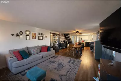 1203 Oak St, Amity, OR 97101 - Photo 4