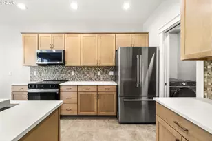 21847 NE Heartwood Cir, Fairview, OR 97024 - Photo 4