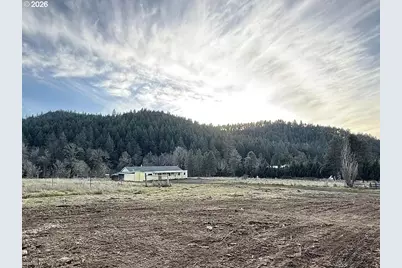 1065 Panther Gulch Rd, Williams, OR 97544 - Photo 2