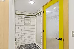 2712 NE 111th Dr, Portland, OR 97220 - Photo 22