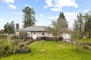 2712 NE 111th Dr, Portland, OR 97220 - Photo 1