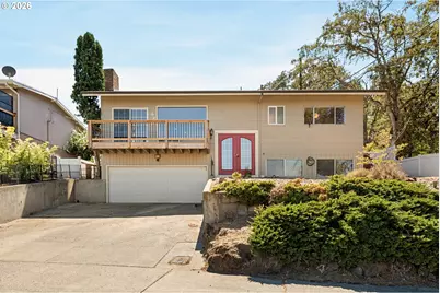 526 E Scenic Dr, The Dalles, OR 97058 - Photo 2