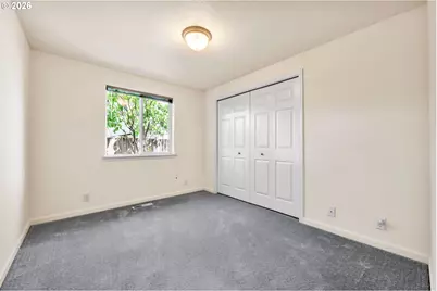 245 S 2nd St, Creswell, OR 97426 - Photo 18