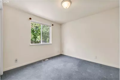 245 S 2nd St, Creswell, OR 97426 - Photo 22