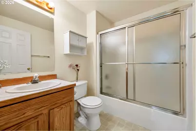 245 S 2nd St, Creswell, OR 97426 - Photo 20